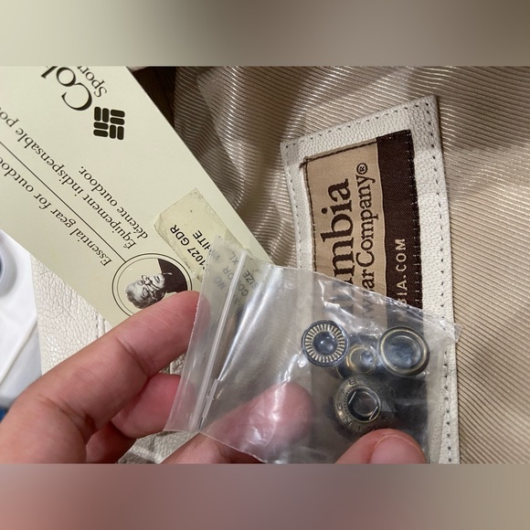 Columbia leather jacket size XL white - Picture 11 of 16